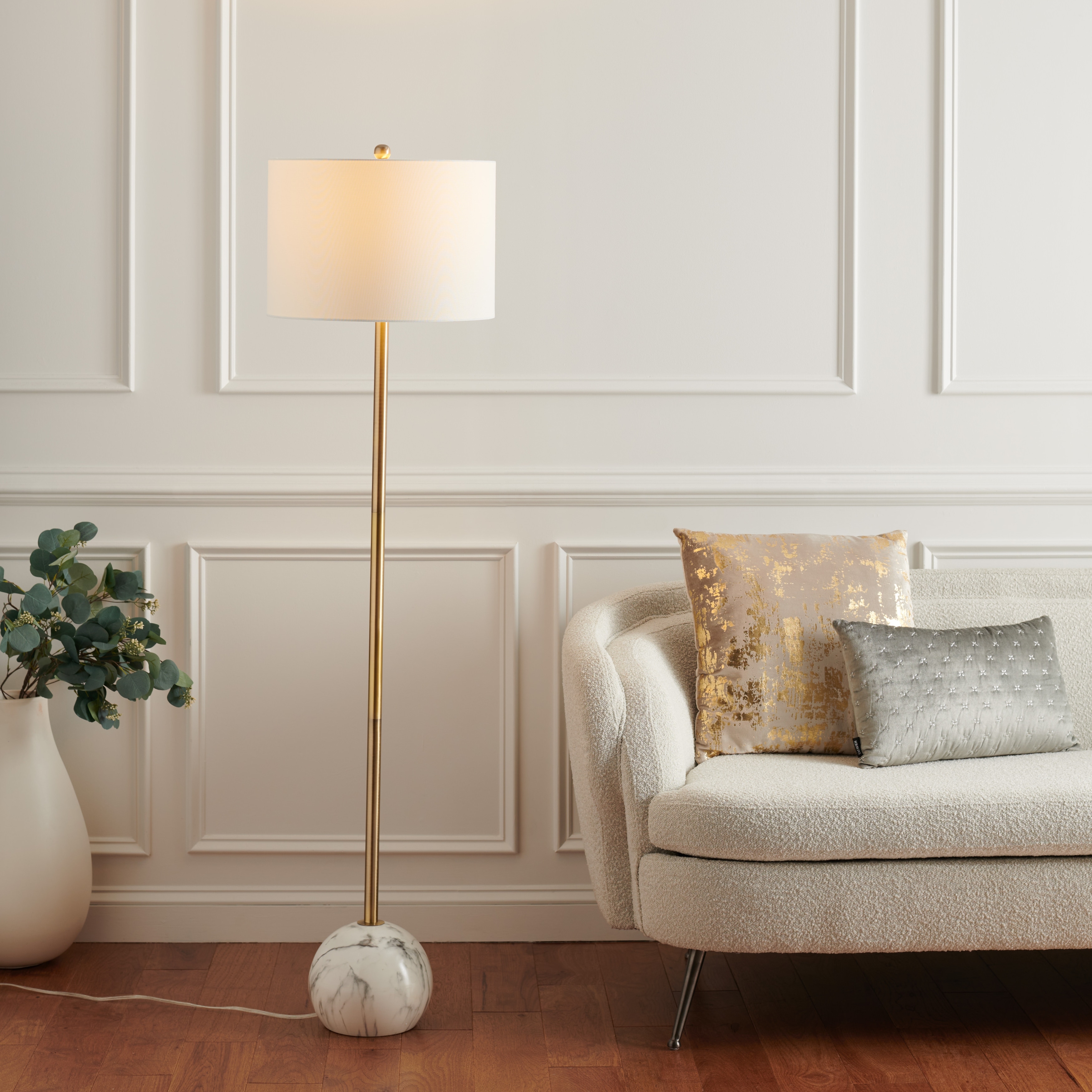 Safavieh enrica discount floor lamp