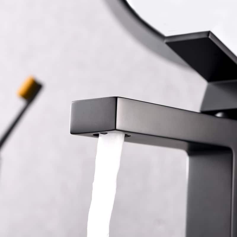 Luxier BSH05-S Single Handle Single Hole Bathroom Faucet with Drain