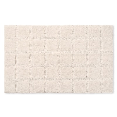 TOWN & COUNTRY EVERYDAY Ultra Plush Solid Tufted Windowpane Bath Mat, Tufted Floor Mat, Non-Slip Backing, Machine Washable