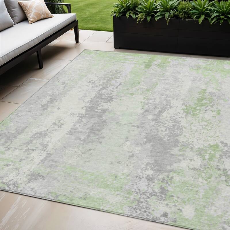HomeRoots Abstract Transitional Rectangle Outdoor Rug - 5' X 8'