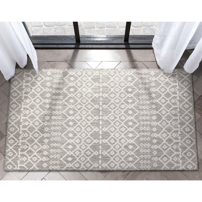 Well Woven Medusa Nord Nordic Lattice Indoor Outdoor Area Rug