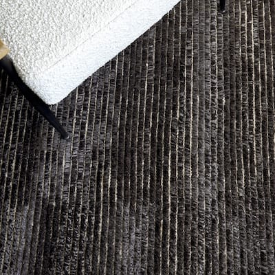 EXQUISITE RUGS Kaza Hand-knotted New Zealand Wool Charcoal/Brown Area Rug.