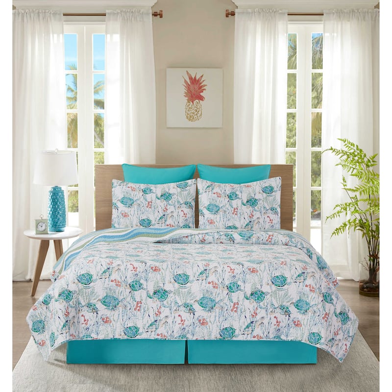 Sea Turtle Cove Cotton Quilt Set - Reversible and Machine Washable