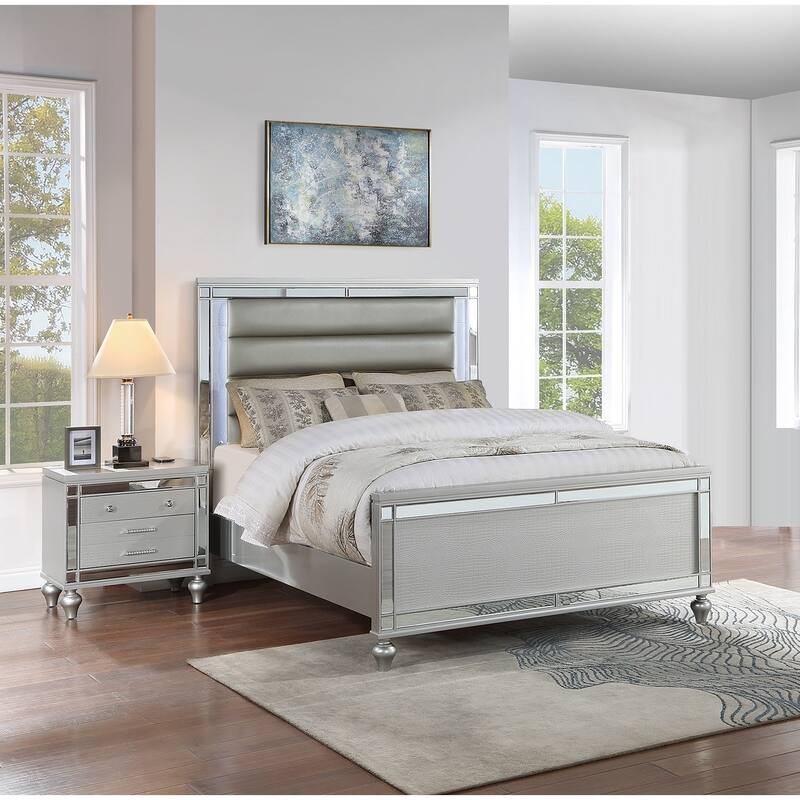 Contemporary Style 3pc Bed 2x Nightstand Set Round Knobs Silver Finish