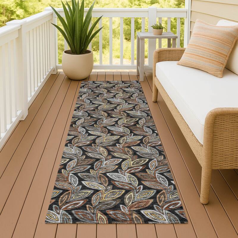 Machine Washable Indoor/ Outdoor Modern Rose Hill Chantille Rug - Black - 2'3" x 7'6"