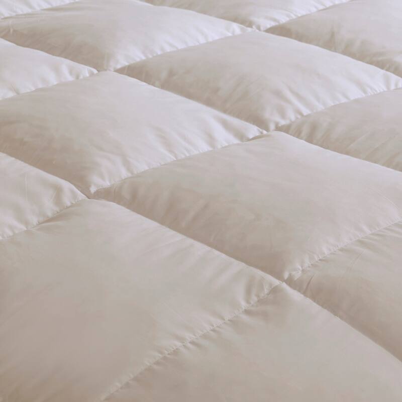 Madison Park Heavy Warmth Goose Feather and Down Oversize Comforter