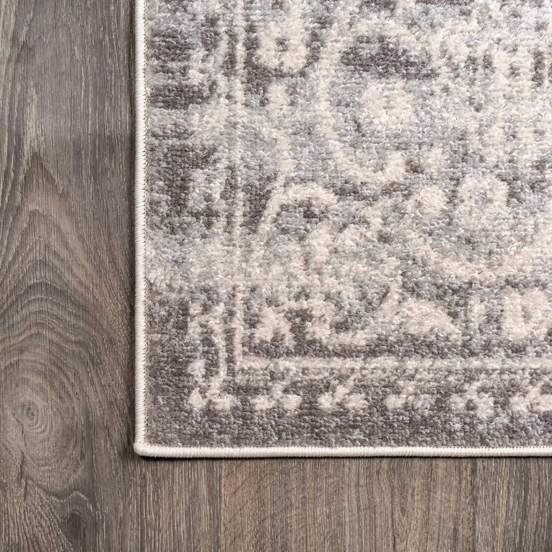 JONATHAN Y Brooklyn Filigree Medallion Area Rug