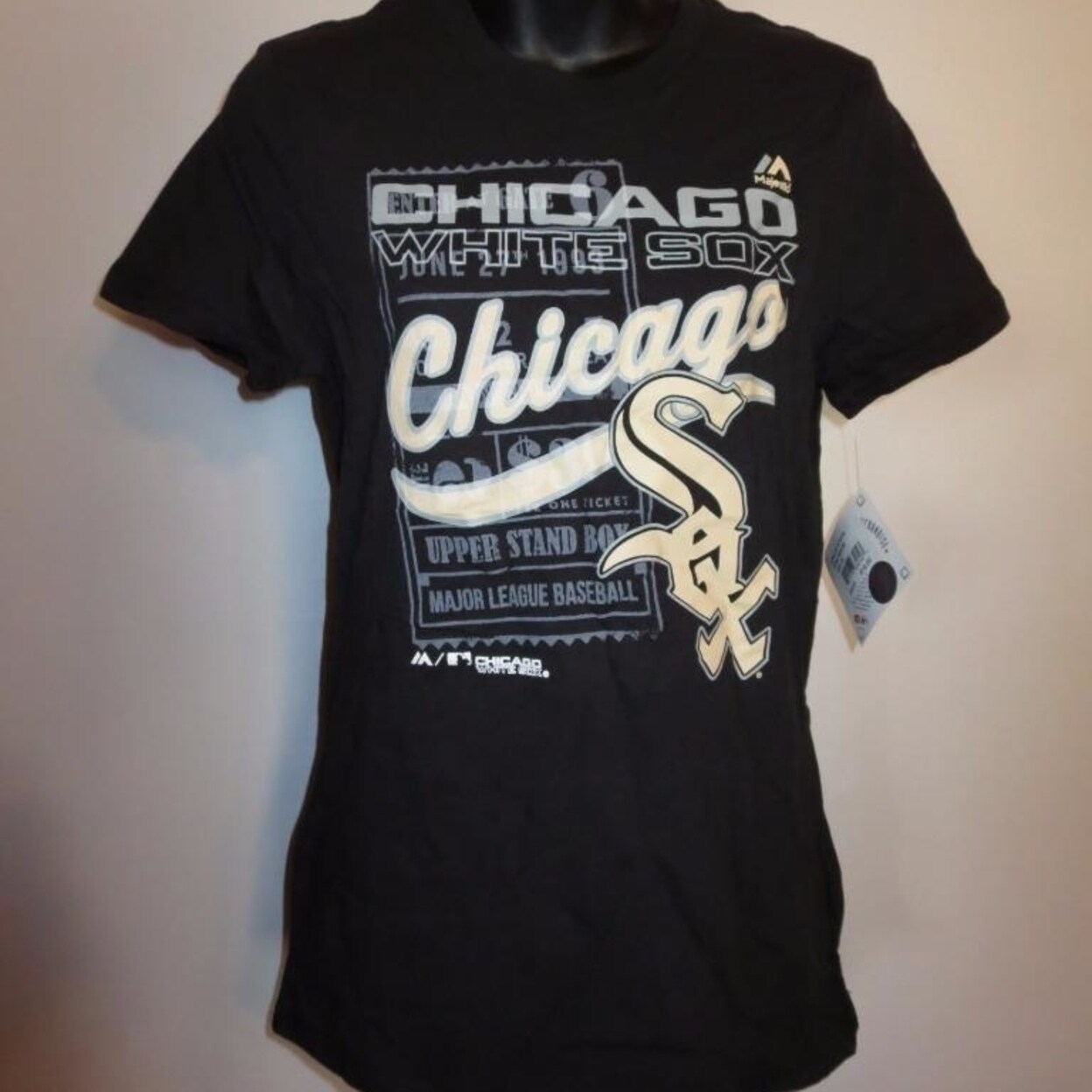 girls white sox shirt