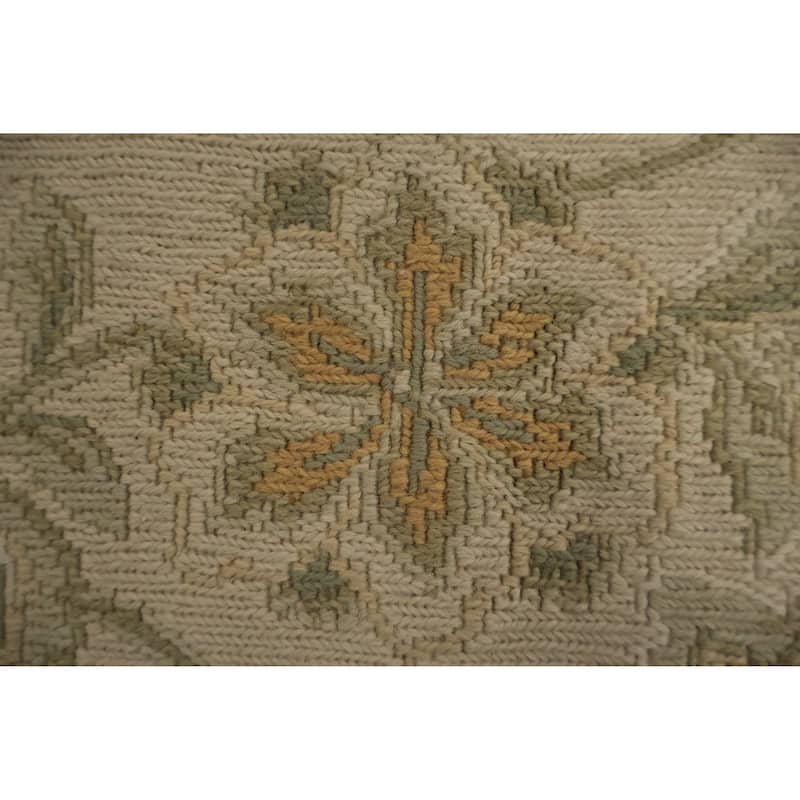 Hand Knotted Oriental 100% Wool Carpet Traditional Floral Beige & Ivories Aubusson Area Rug - 9' 8'' X 7' 6''