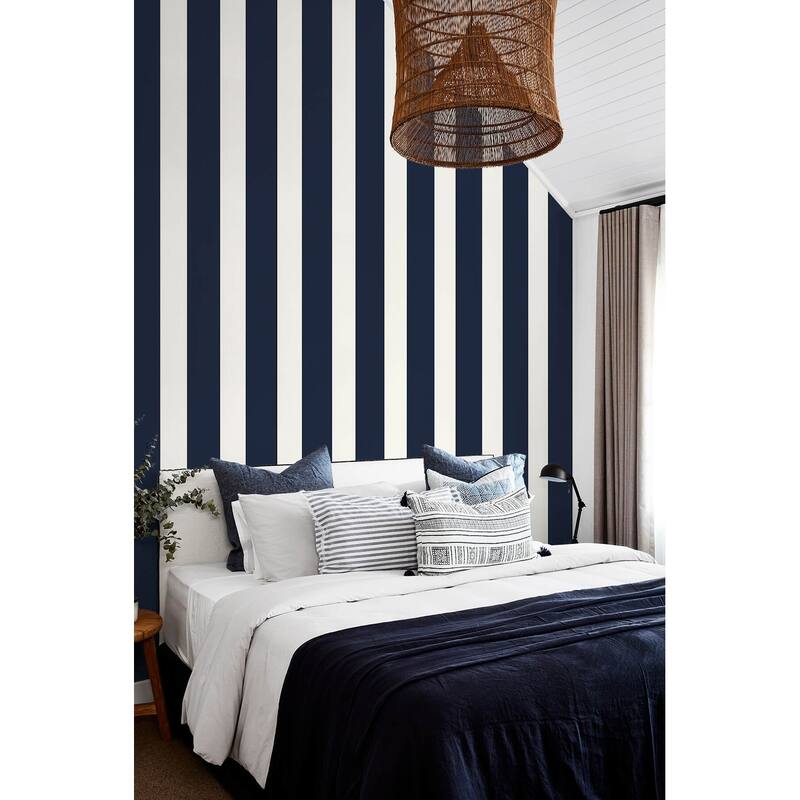 Luxe Haven Designer Stripe Peel and Stick Wallpaper