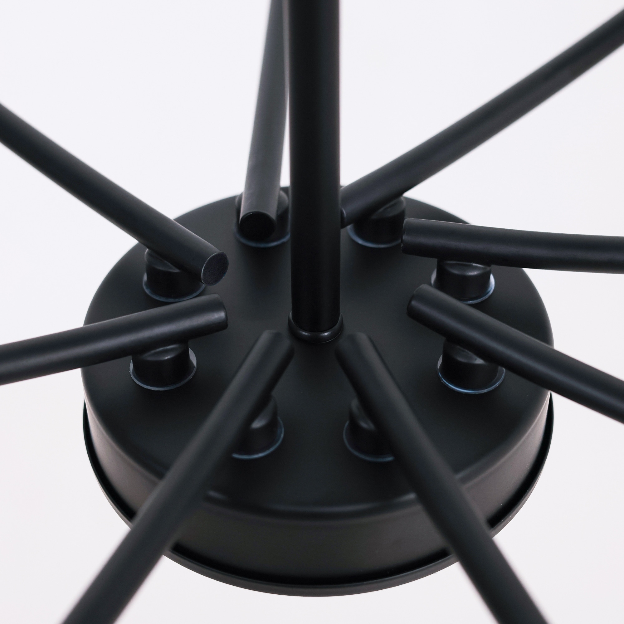 LALUZ Modern Farmhouse 12-Light Black Wheel Chandelier Classic
