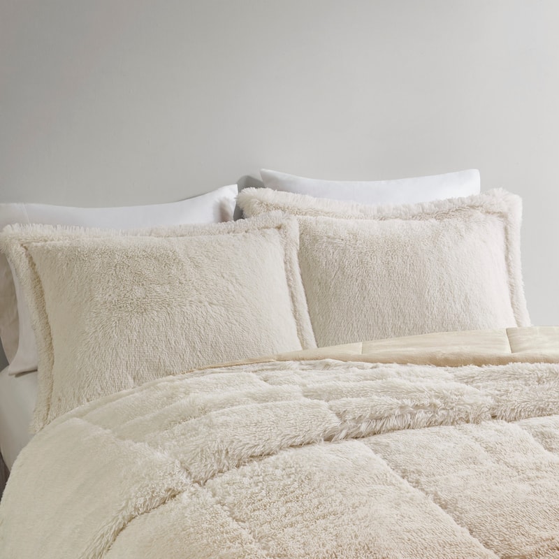 Intelligent Design Ella Ombre Shaggy Long Fur Comforter Mini Set