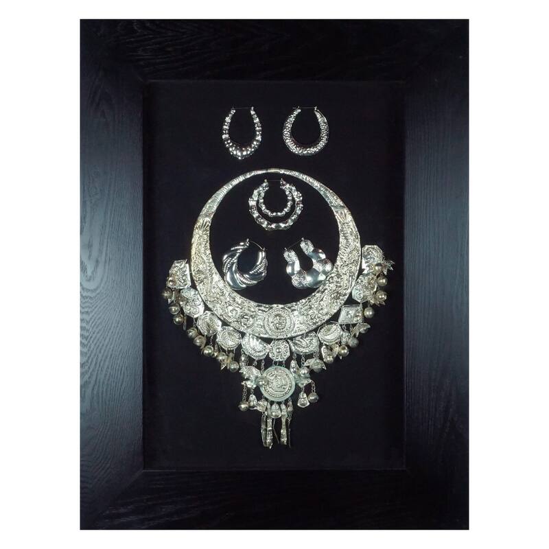 HUJI Ethnic Jewelry Set Shadow Box Wall Decor
