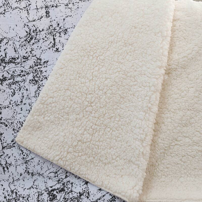 Premium Machine Washable Modern Crackle Sherpa Throw Blanket