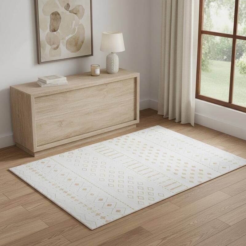 HomeRoots Abstract Geometric Casual Rectangle Area Rug - 4' X 6'