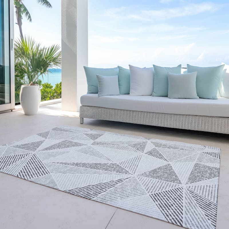 Machine Washable Indoor/ Outdoor Chantille Geometric Mosaic Rug
