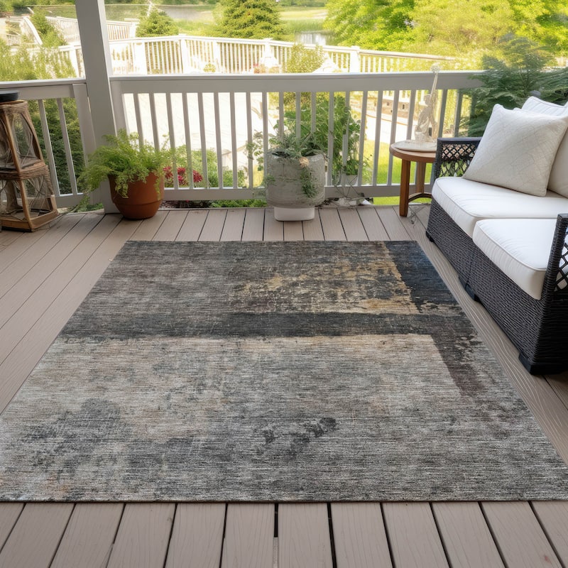 Machine Washable Indoor/ Outdoor Abstract Contemporary Chantille Rug