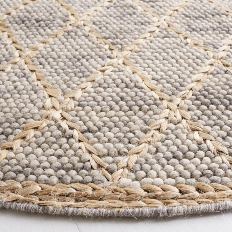 SAFAVIEH Handmade Natura Adorata Trellis Wool Rug