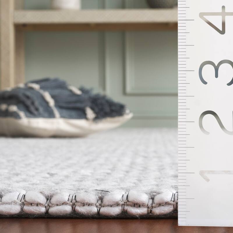 SAFAVIEH Handmade Marbella Besarta Rug