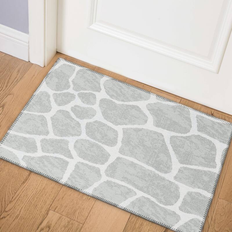 Addison Safari Giraffe Animal Print Area Rug - 1' 8" x 2' 6" - Grey - Runner/Rectangle