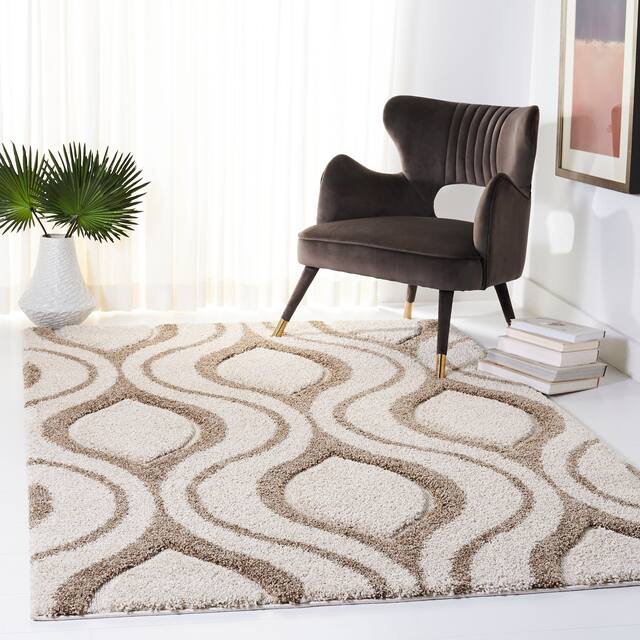 SAFAVIEH Florida Shag Bertille Geometric 1.2-inch Thick Rug - 8' x 10' - Ivory/Beige