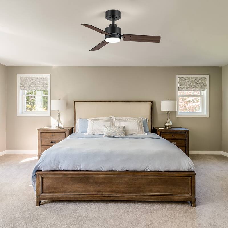 36/42/52-Inch Reversible 3/5-Blade Integrated LED Ceiling Fan with Light Remote