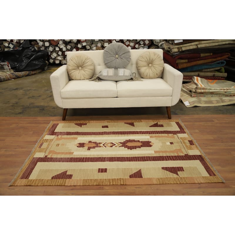 Hand Woven Oriental 100% Wool Carpet Southwestern Tribal Beige & Ivories Kilim Area Rug - 5' 7'' X 3' 11''