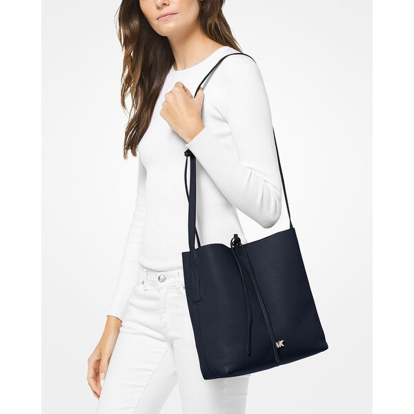 Michael kors junie messenger black clearance