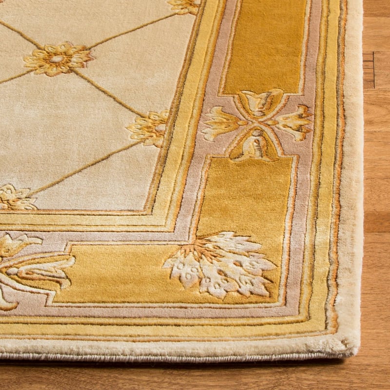 SAFAVIEH Couture Hand-knotted Florence Ksenya Traditional Oriental Wool Rug