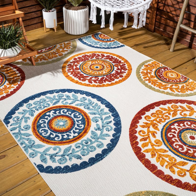 JONATHAN Y Gallia Medallion High-Low Indoor/Outdoor Area Rug