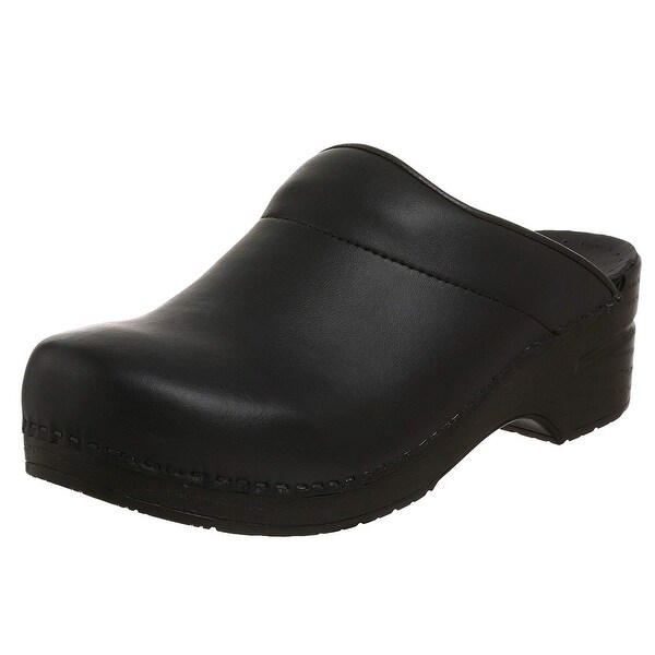 dansko box leather clog