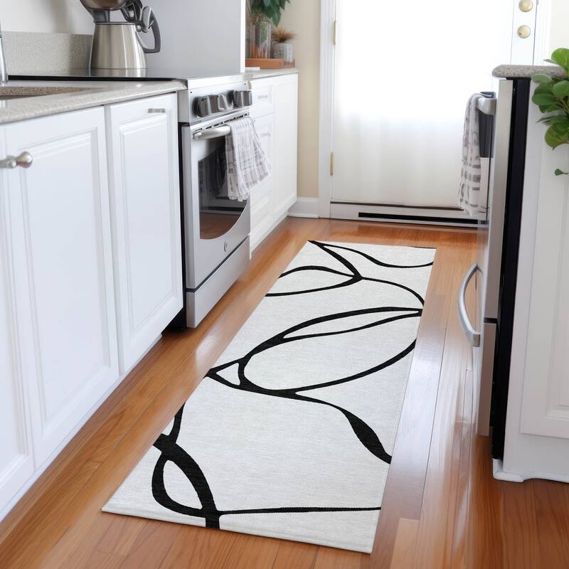 Machine Washable Indoor/ Outdoor Abstract Modern Chantille Rug - White - 2'3" x 7'6"