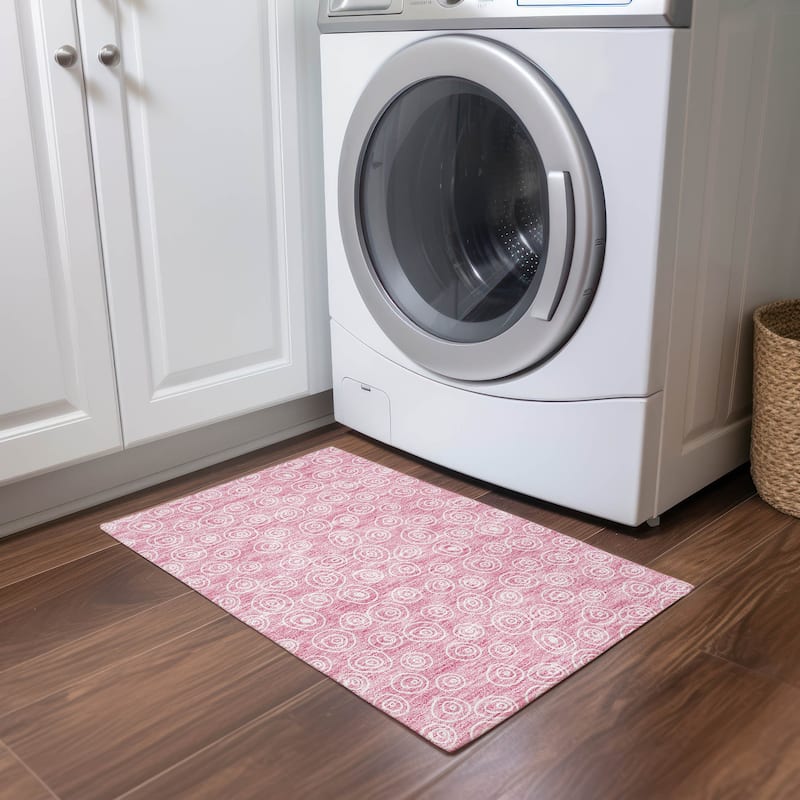 Machine Washable Indoor/ Outdoor Chantille Contemporary Bubbles Rug