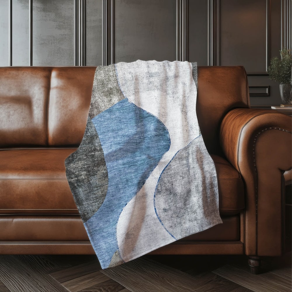 Premium Machine Washable Contemporary Deco Sherpa Throw Blanket