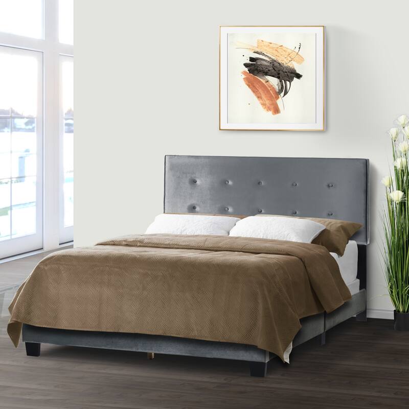 Auryon Fabric Queen Bed with Button Tufting