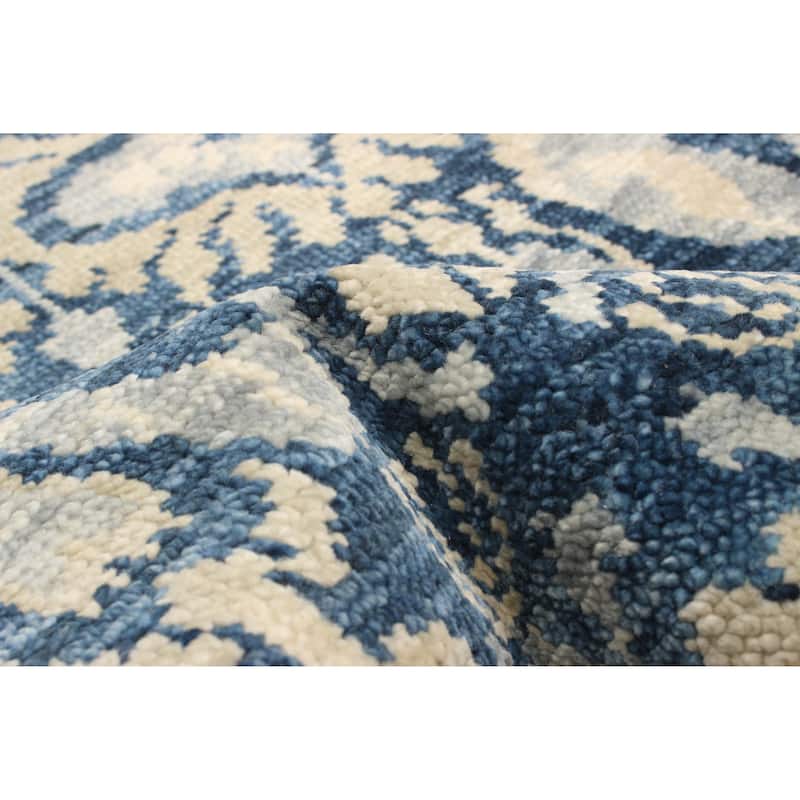 ECARPETGALLERY Hand-knotted Mystique Blue Wool Rug - 2' 5" x 9' 11"