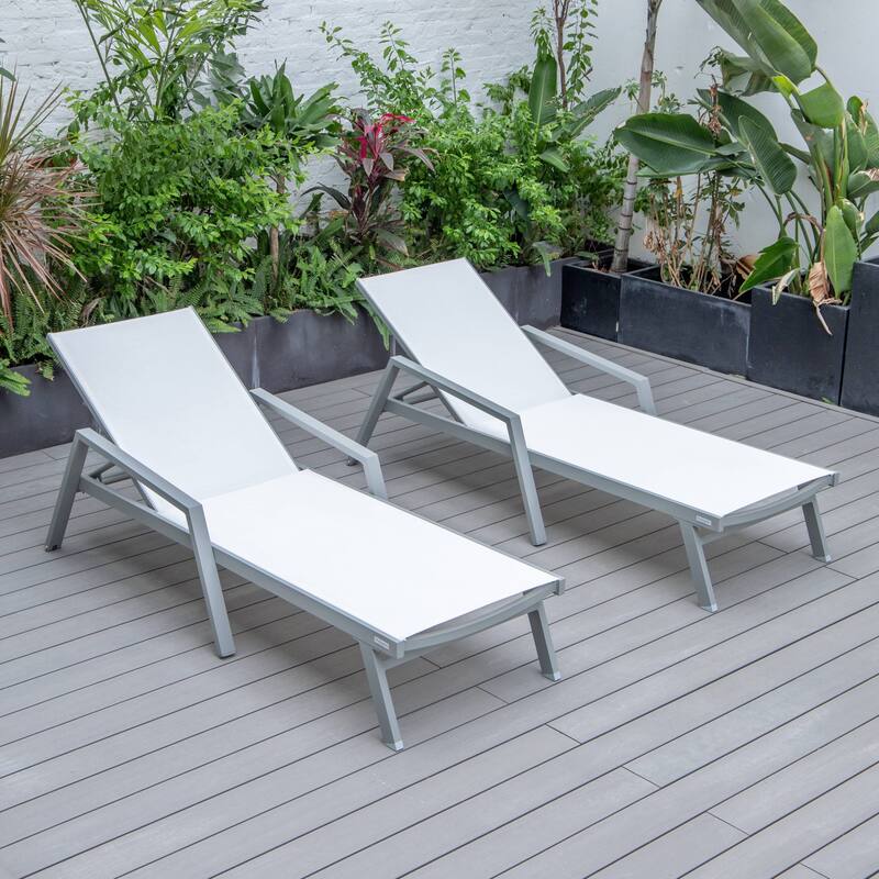 LeisureMod Set of 2 Stackable Beach Pool Sunbathing Chaise Loungers - Adjustable Outdoor Sun Lounge Chairs for Patio Backyard - White