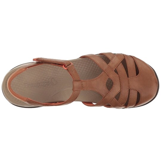 bare traps closed toe sandals