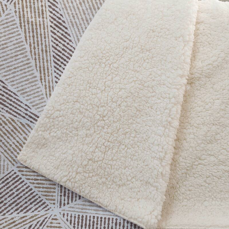 Premium Machine Washable Modern Geo Sherpa Throw Blanket