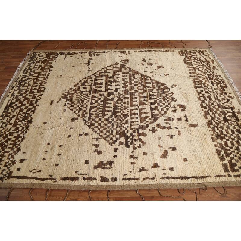 Hand Knotted Oriental 100% Wool Carpet Modern Tribal Beige & Ivories Moroccan Area Rug - 7' 10'' X 5' 9''