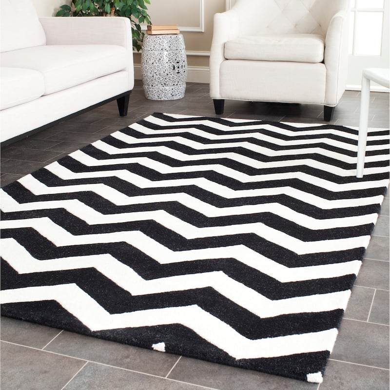 SAFAVIEH Handmade Chatham Traudel Modern Moroccan Wool Rug - 8'9" x 12' - Ivory/Black