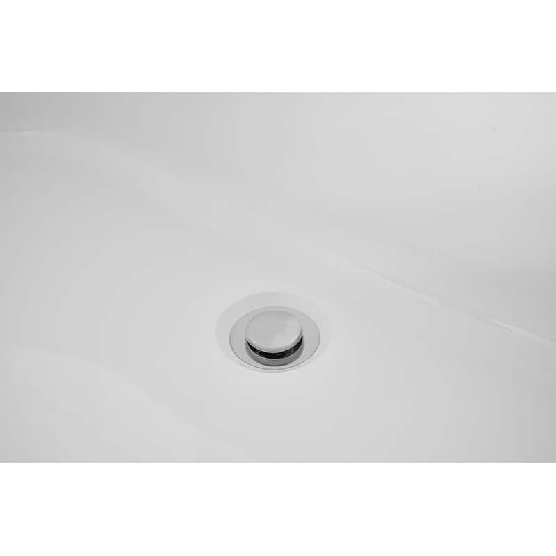 Odell Soaking Bathtub in Glossy White