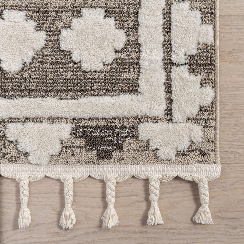 Audience Geometric Tasseled Area Rug