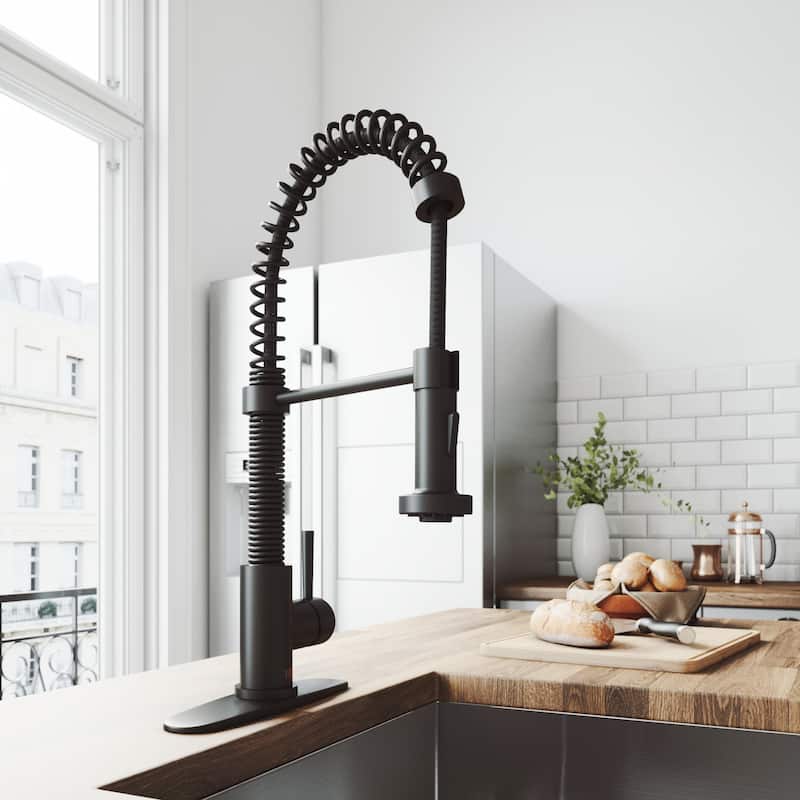 VIGO Edison 19" H Single Handle Pull-Down Sprayer Kitchen Faucet