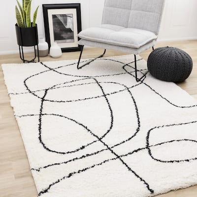Palace Cream Black Drunkards Path Area Rug, 3'11" x 5'7"