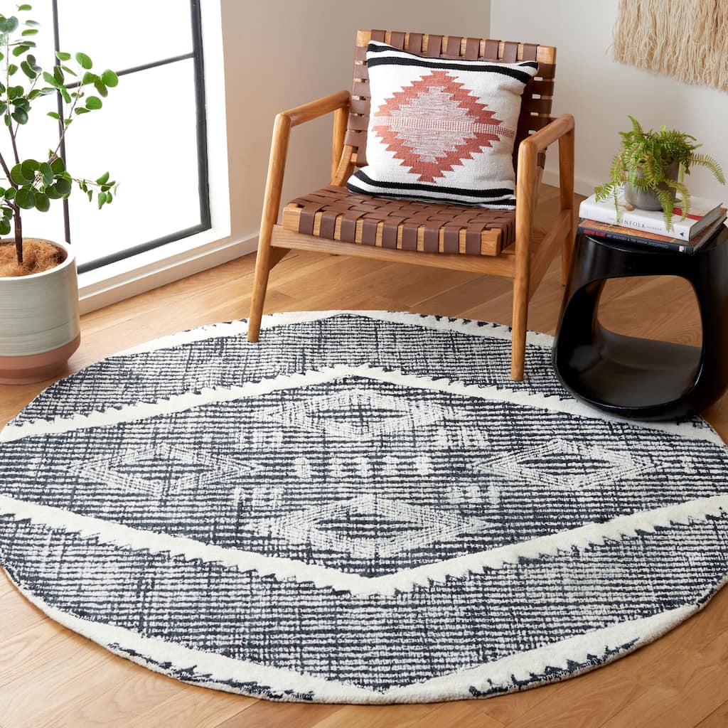 SAFAVIEH Handmade Metro Spirica Modern Boho Wool Rug