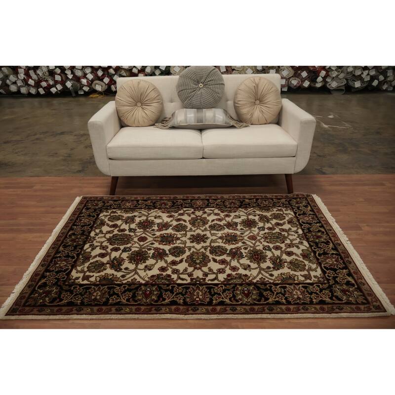 Hand Knotted Oriental 100% Wool Carpet Traditional All-Over Beige & Ivories Agra Area Rug - 6' 1'' X 4' 2''