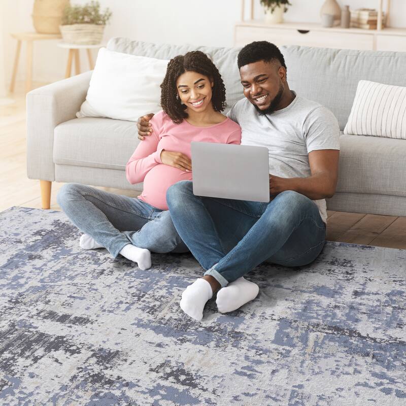 Abstract Area Rug - 8' x 10'