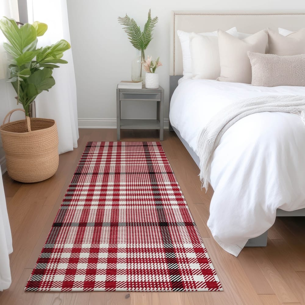 Machine Washable Indoor/ Outdoor Plaid Chantille Rug