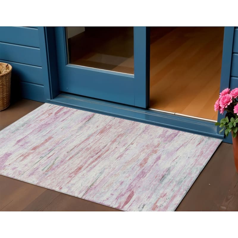 HomeRoots Abstract Transitional Rectangle Outdoor Rug - 3' x 5'